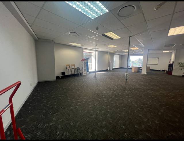 234M² OFFICE TO LET IN ILLOVO